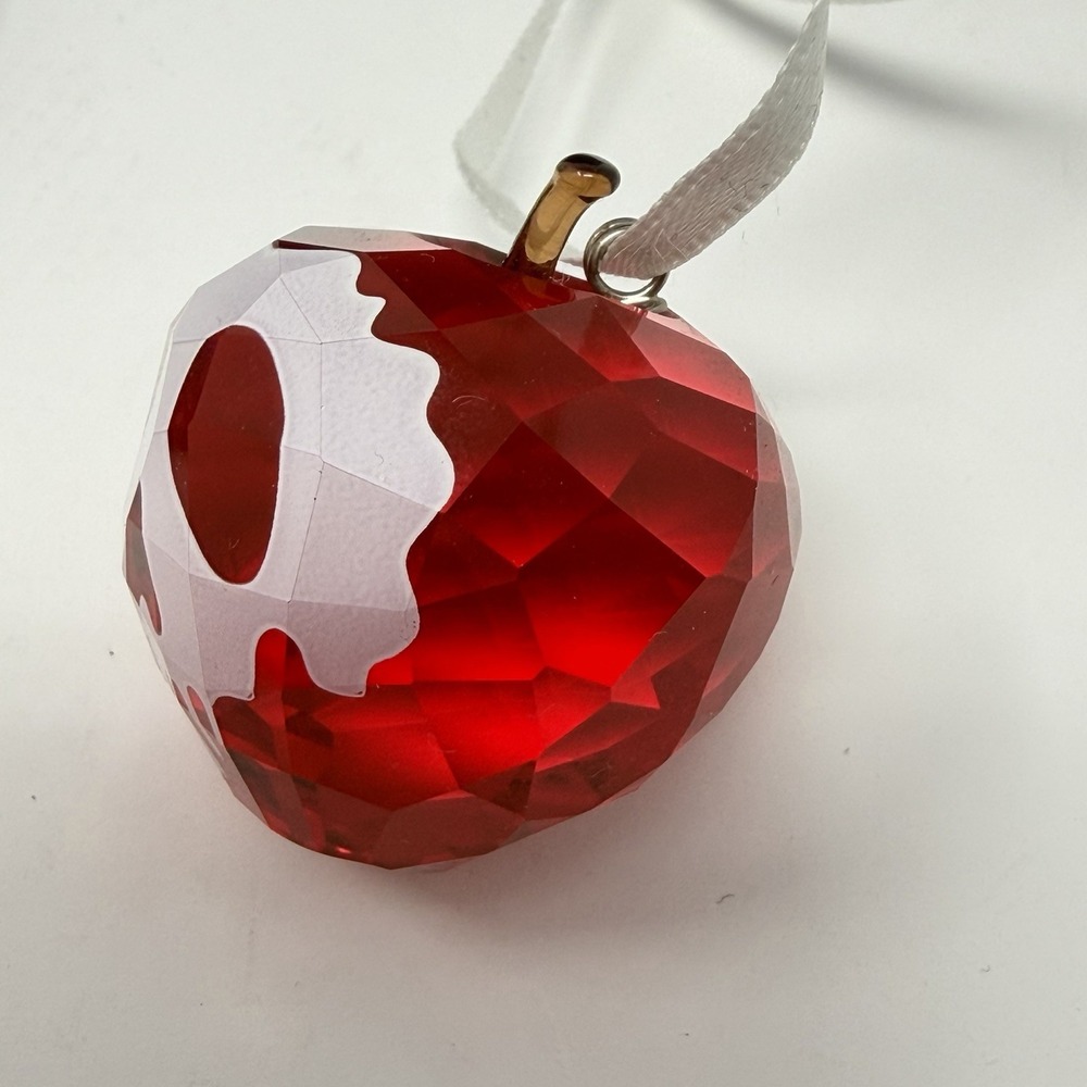 Swarovski Crystal Poisoned Apple Ornament #5428576 Disney Brand - Picture 5 of 10